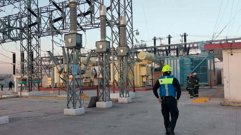 Sin luz y agua, miles de queretanos tras Incendio en SubestaciÃ³n: CFE