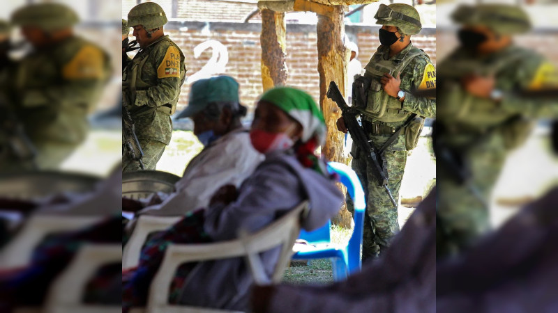 Mujeres wixÃ¡rikas piden ayuda de capo de Jalisco para acabar reinado de terror de jefe de plaza: Ni Alcaldes se salvan de Ã©l, acusan