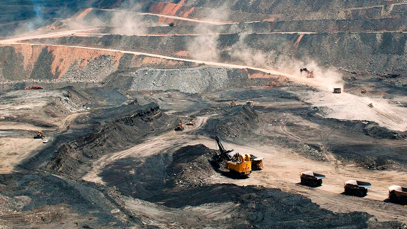 Colapsa mina de oro en MalÃ­; hay al menos 73 muertos