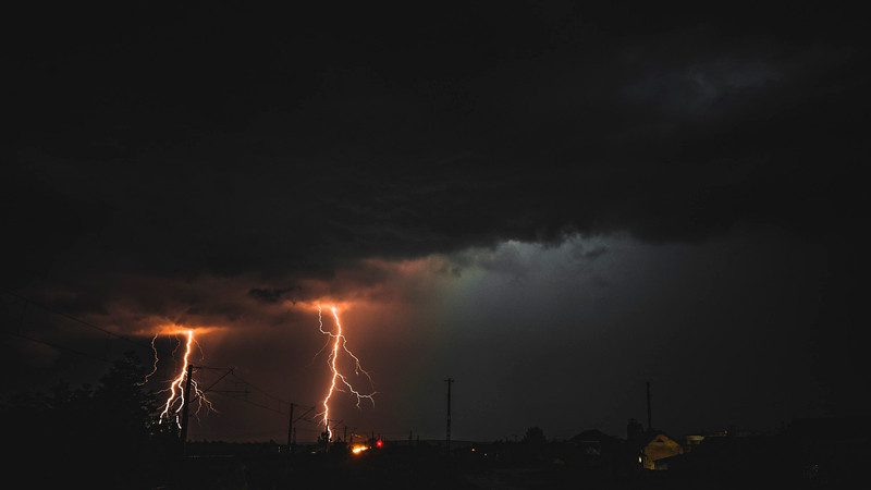 Declaran Estado de Emergencia en California tras corte de energÃ­a por tormenta
