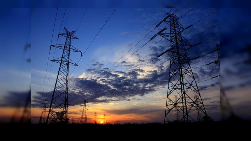 Frente frÃ­o ocasiona fuertes vientos que dejan sin electricidad a ciudadanos de MÃ©rida, YucatÃ¡n