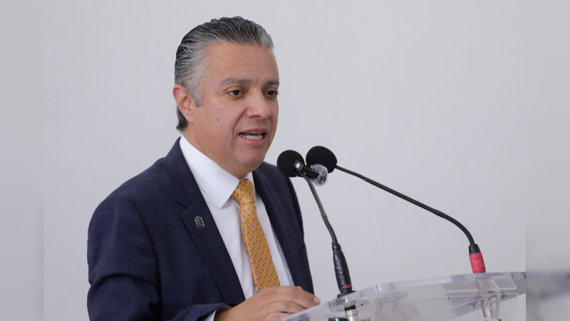 Hasta abril, paga refrendo vehicular sin multas ni recargos: Luis Navarro