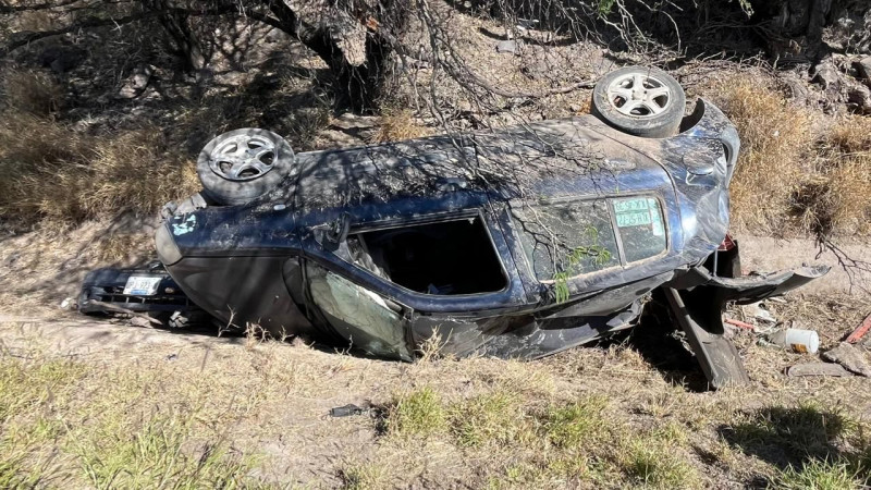 Se registra volcadura enÂ boulevard de La NaciÃ³n, en QuerÃ©taro, QuerÃ©taro
