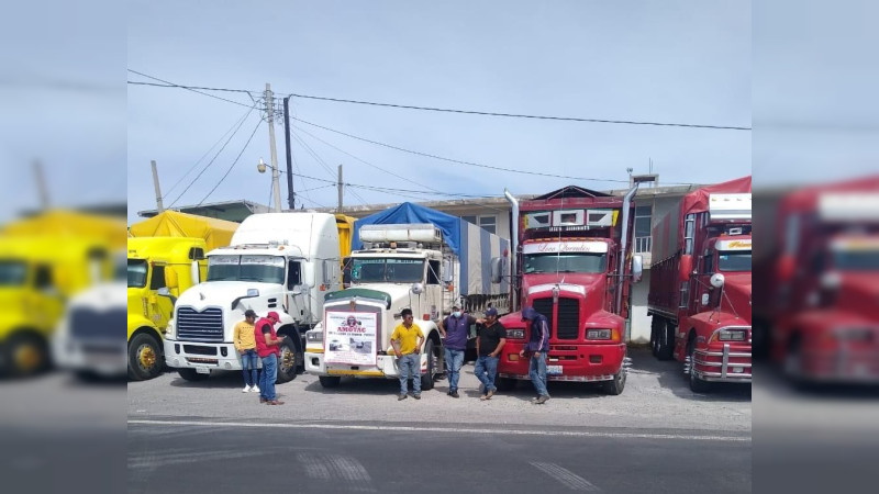 Transportistas de QuerÃ©taro en negociaciÃ³n para no unirse al paro nacional 