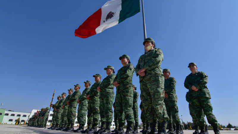 Comandante del EjÃ©rcito promete a AMLO perfeccionar el sistema para mejorar eficiencia