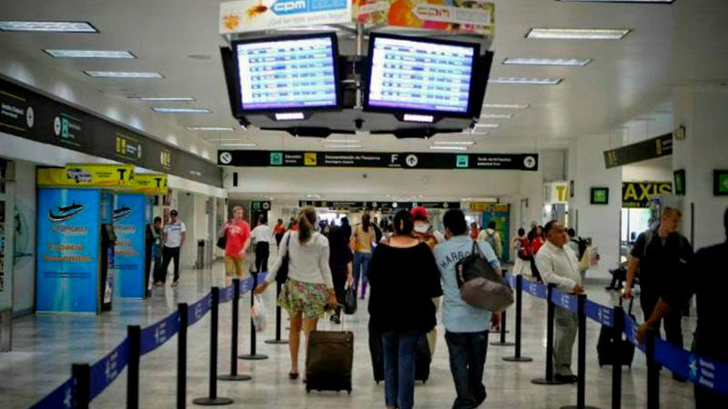 AeromÃ©xico cancela 14 vuelos por ceniza del volcÃ¡n PopocatÃ©petl