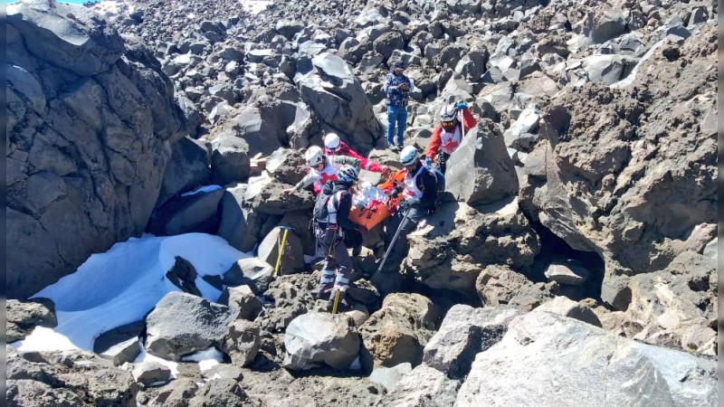  Localizan cuerpo en el Pico de Orizaba; podrÃ­a ser alpinista desaparecido hace 10 dÃ­as