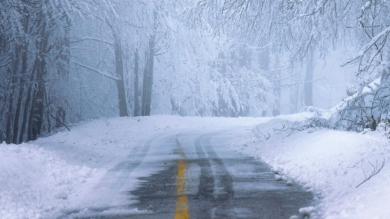 Tormenta invernal azota California y Nevada; cierran autopista interestatal