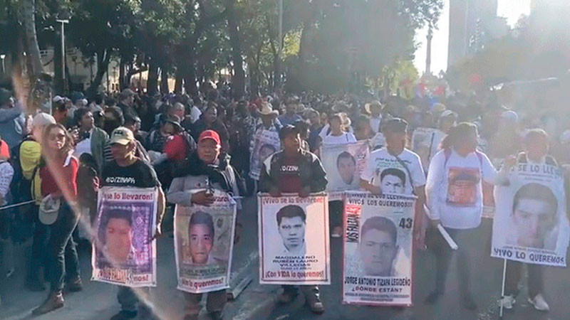 Homicidio de Yanqui Rothan GÃ³mez tensa la relaciÃ³n entre AMLO y padres de los 43 normalistas desaparecidos