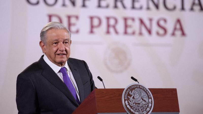 AMLO festeja apariciÃ³n del periodista Jaime Barrera y de dos agentes de la FGR