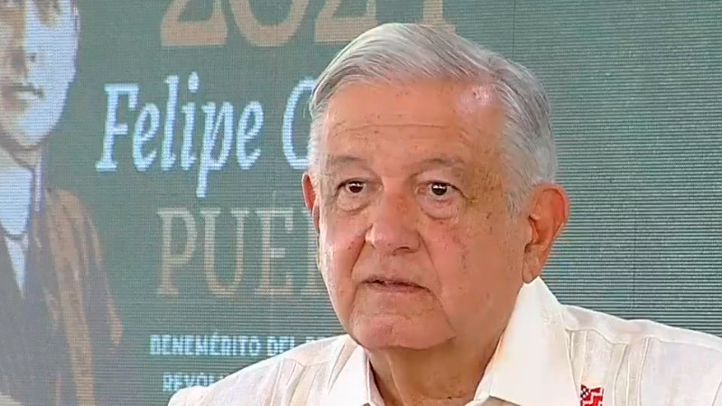 AMLO llama a trabajadores de Pemex a no dejarse engaÃ±ar por personas que usan su nombre para lucrar