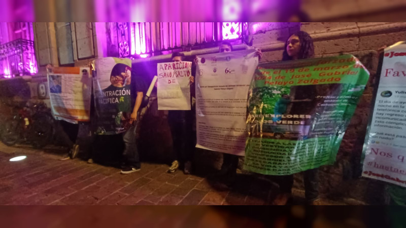 Exigen la apariciÃ³n con vida del profesor y ambientalista en MichoacÃ¡n