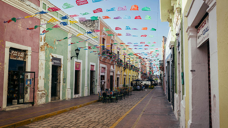 CiudadanÃ­a y polÃ­ticos se movilizan en Campeche para apoyar paro de policÃ­as