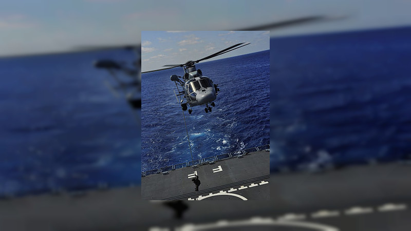 Siguen desaparecidos dos marinos tras desplome de helicÃ³ptero en MichoacÃ¡n: Exigen localizar los cuerpos 