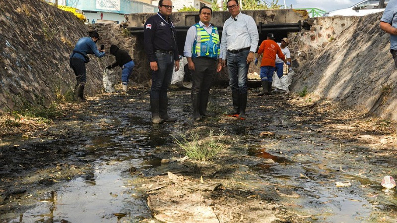 Desazolvan 80 kilÃ³metros de basura en drenes en QuerÃ©taro 