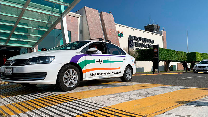 Celebra Alfonso MartÃ­nez regresen los vuelos al AICM