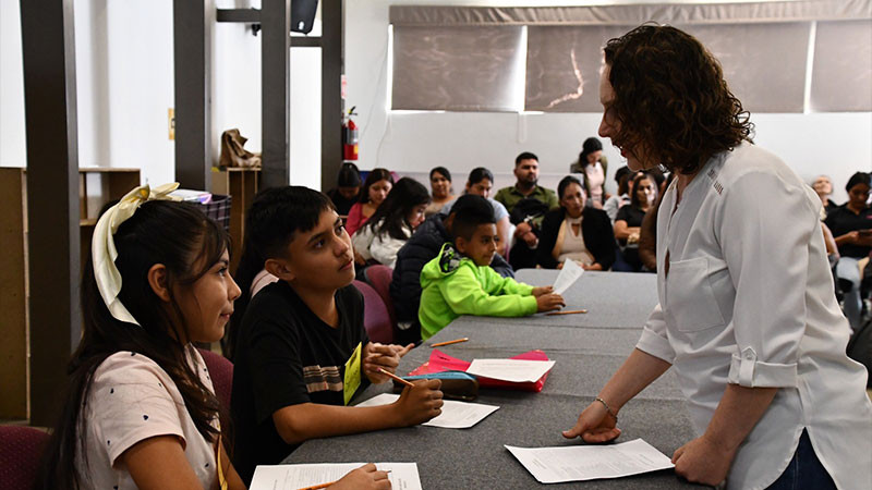 NiÃ±as y niÃ±os eligen a representante estatal ante el DIF Nacional