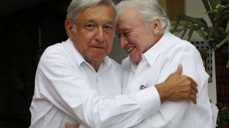 AMLO lamenta defunciÃ³n del periodista Mario Renato MÃ©ndez