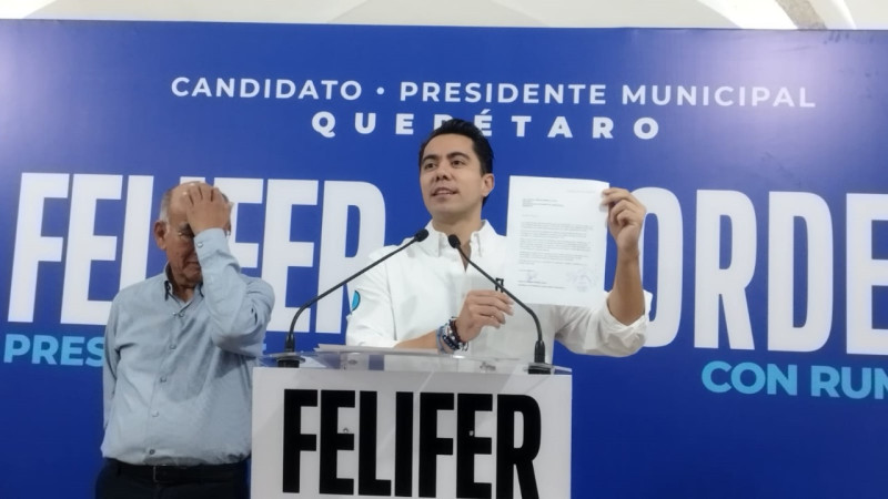 Felipe MacÃ­as presenta 5 de 5 y reta a candidatos a hacerlo
