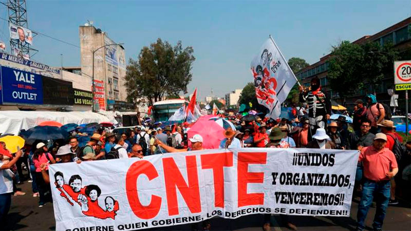 CNTE toman 4 radiodifusoras en Tuxtla GutiÃ©rrez, Chiapas