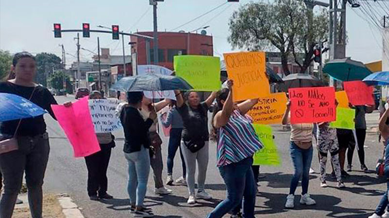 Se manifiestan por presunto abuso sexual a menor de 5 aÃ±os, en QuerÃ©taro 