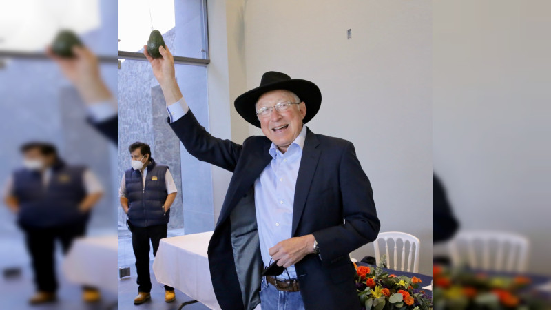 Embajador Ken Salazar anuncia visita a MichoacÃ¡n por retenciÃ³n de inspectores de EEUU y suspensiÃ³n de exportaciÃ³n de aguacate 