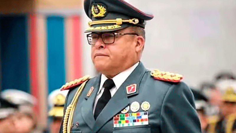 General ZÃºÃ±iga acusÃ³ a gobernador de Bolivia, Luis Arce, de ordenar movilizaciÃ³n militar