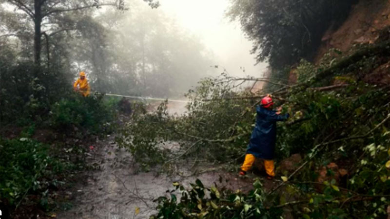 Localizan los cuerpos de tres policÃ­as desaparecidos tras ser arrastrados por un rÃ­o en Veracruz