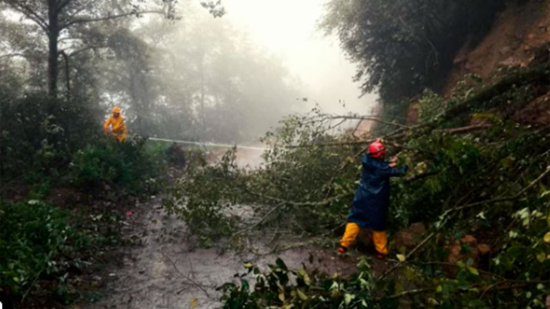Encuentran cuerpo de cuarto policÃ­a arrastrado por rÃ­o en Veracruz