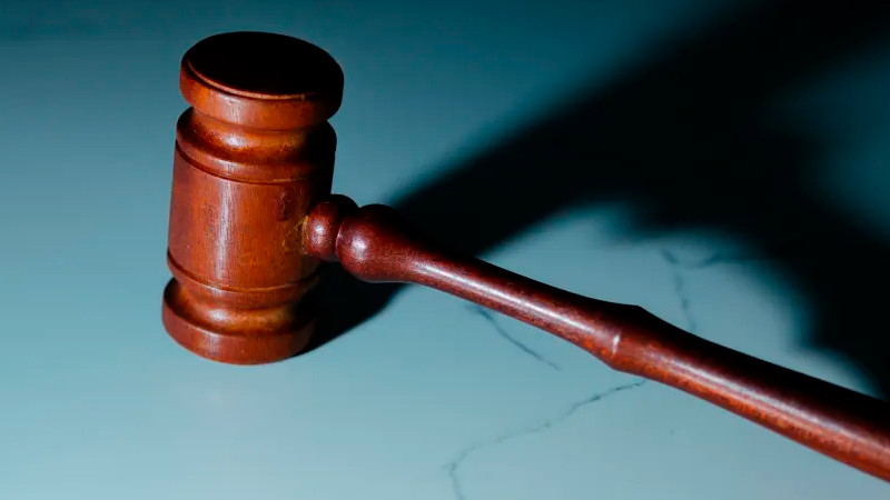 Dan 30 aÃ±os de prisiÃ³n a autor de tiroteo en Marcha del Orgullo LGBTI+ de 2022, en Oslo