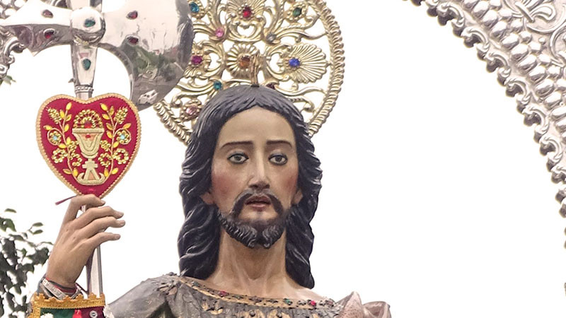 CatÃ³licos se agolpan en templo para ver reliquia de San Judas Tadeo