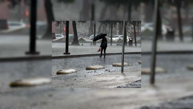Debby se convierte en huracÃ¡n categorÃ­a 1: NHC