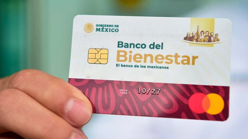 Denuncian becarios del Bienestar que han â€œsaqueadoâ€ sus cuentas