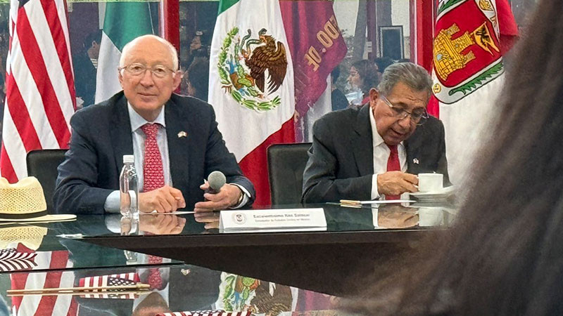 â€œNo tenemos nosotros contratos para beneficiar a Mexicanos Contra la CorrupciÃ³nâ€: Ken Salazar 