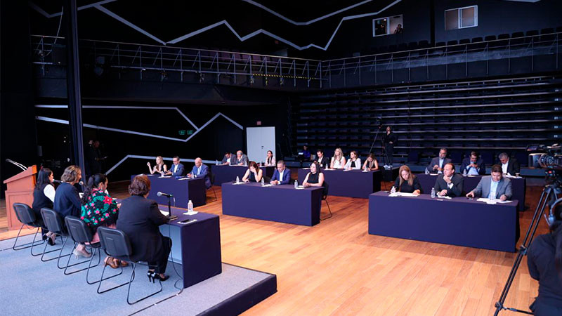 Aprueba Pleno renuncia de Alejandro EcheverrÃ­a como Fiscal de QuerÃ©taro