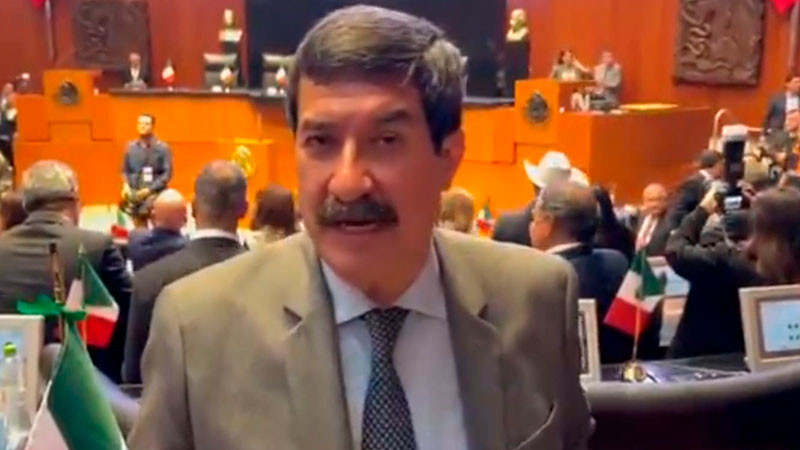 Antes de protestar como senador, Javier Corral recibe notificaciÃ³n de arresto en contra suya