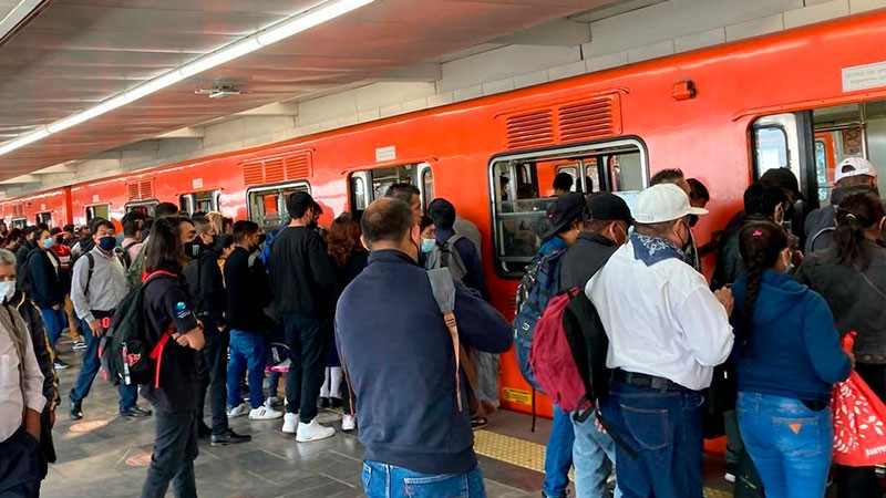 Falla en LÃ­nea 3 del Metro deja a cientos de personas encerradas en convoy