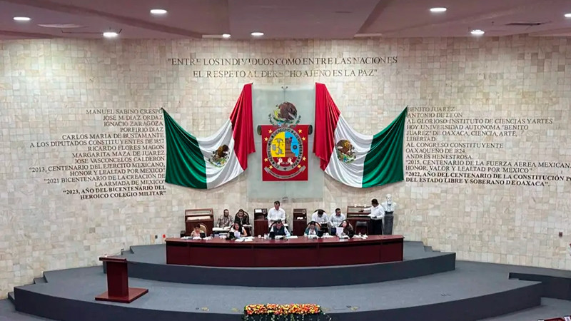 Pide AMLO que no plasmen en Congreso de Oaxaca su frase: 