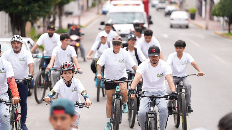 JÃ³venes de Uruapan realizan rodada en apoyo al TelefÃ©rico