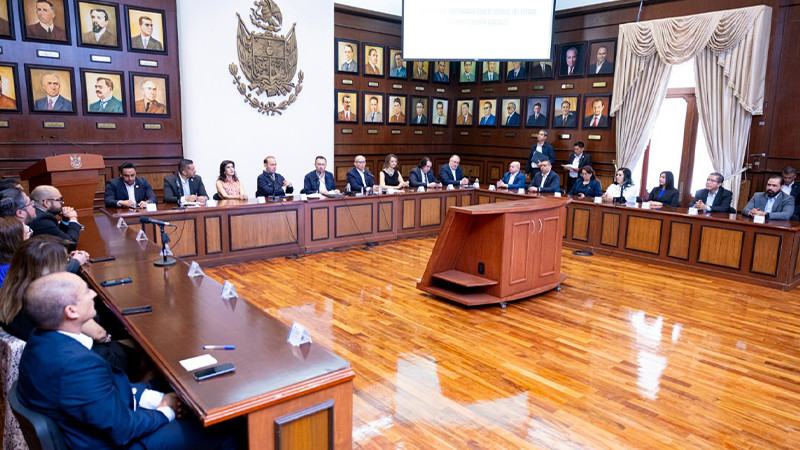 En QuerÃ©taro se pugna por el equilibrio de Poderes y el Estado de Derecho:  Mauricio Kuri 