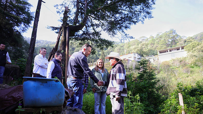Entrega el Gobernador Acciones de Vivienda en Pinal de Amoles, QuerÃ©taro