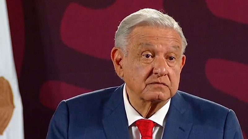AMLO promete no actuar en contra de personas que le arrojÃ³ una botella
