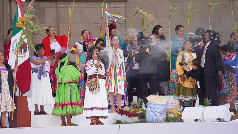 Conoce el significado del BastÃ³n de Mando que recibiÃ³ la presidenta Sheinbaum Pardo