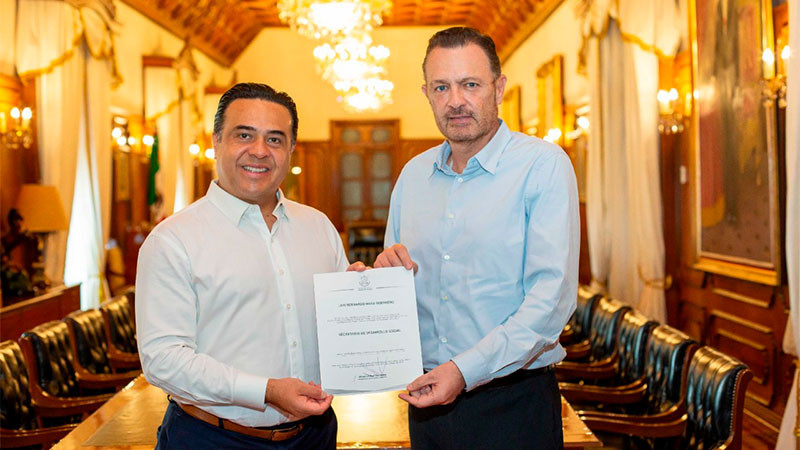 Entrega Mauricio Kuri nombramiento a Luis Nava como nuevo titular de SEDESOQ