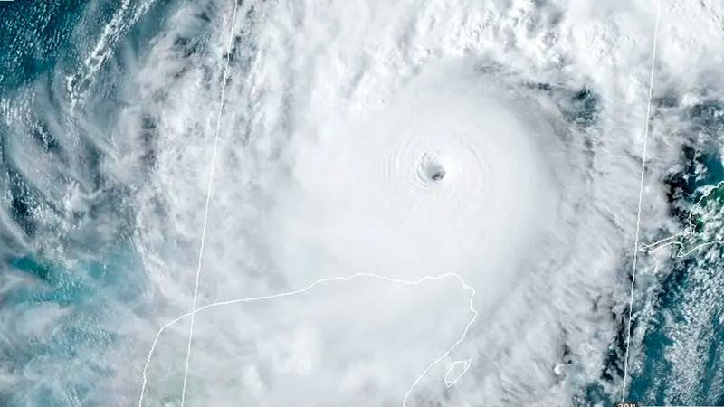 'Milton' se degrada a categorÃ­a 4 de camino a Florida; ordenan evacuaciÃ³n de mÃ¡s de 5 millones de personas