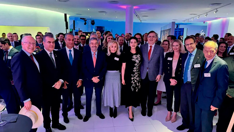 DiÃ¡logo entre gobierno de MÃ©xico y sector privado de EEUU genera certidumbre: Ken Salazar