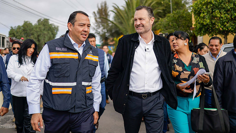 Entrega Mauricio Kuri obras de urbanizaciÃ³n en San Juan del RÃ­o, QuerÃ©taro 