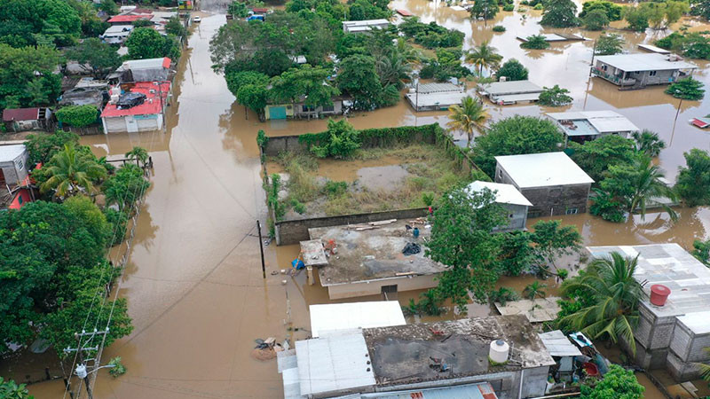 Quedan casas bajo el agua en Veracruz, tras el paso de â€˜Nadineâ€™