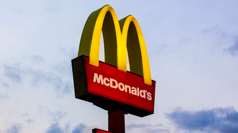 EEUU: Al menos 75 personas infectadas con E. coli por comer hamburguesas en McDonaldÂ´s