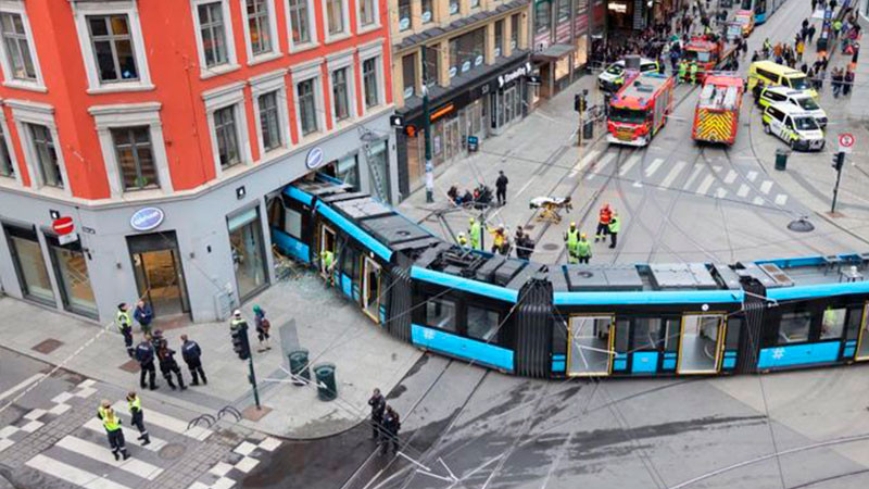 Se descarrila tranvÃ­a en Noruega, deja cuatro heridos